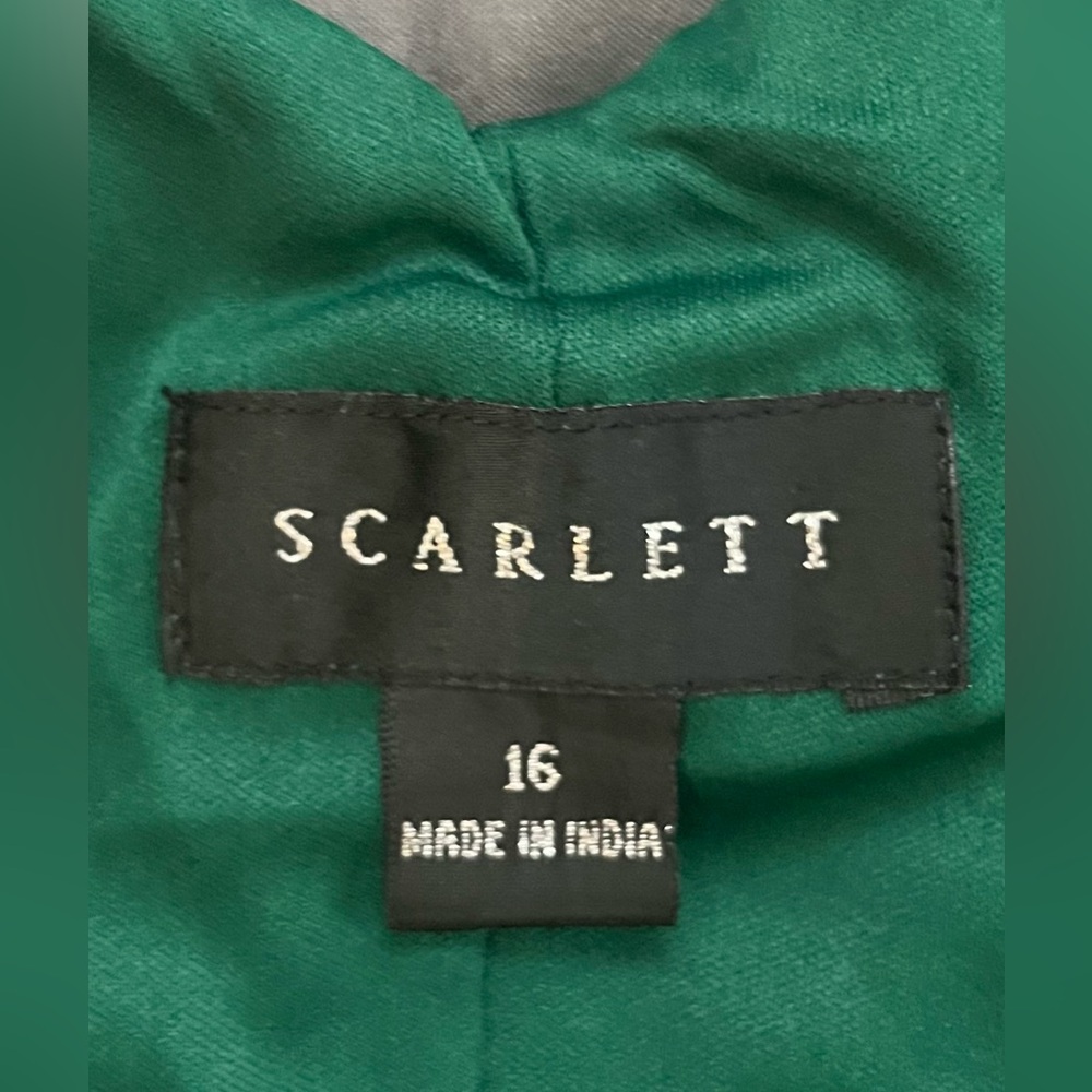 SCARLETT Elegant MattexJersey Dark Green Formal Gown With Back Overlay. Size: 16 - Picture 4 of 12